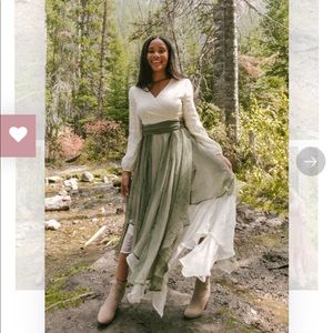 Ivy City Co Sage Green Woodland Dress